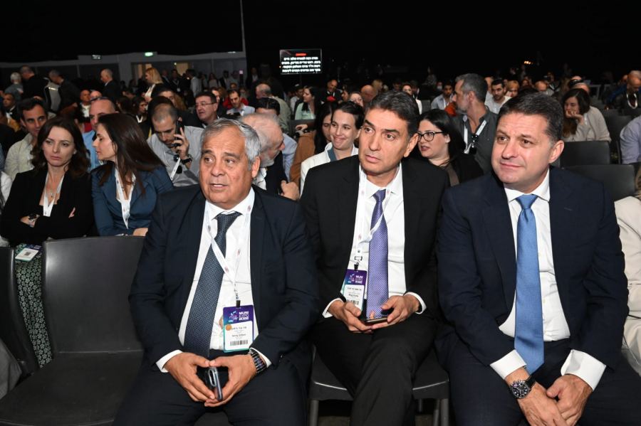 حاييم بيباس : مفتاح التعامل مع التحديات الموجودة في البلدات تطبيق تقنيات مبتكرة للسكان